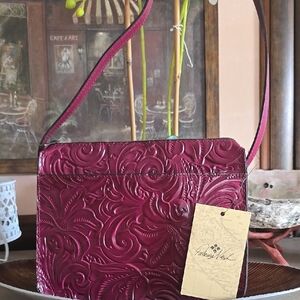 Patricia Nash Embossed Leather Bag 🥰